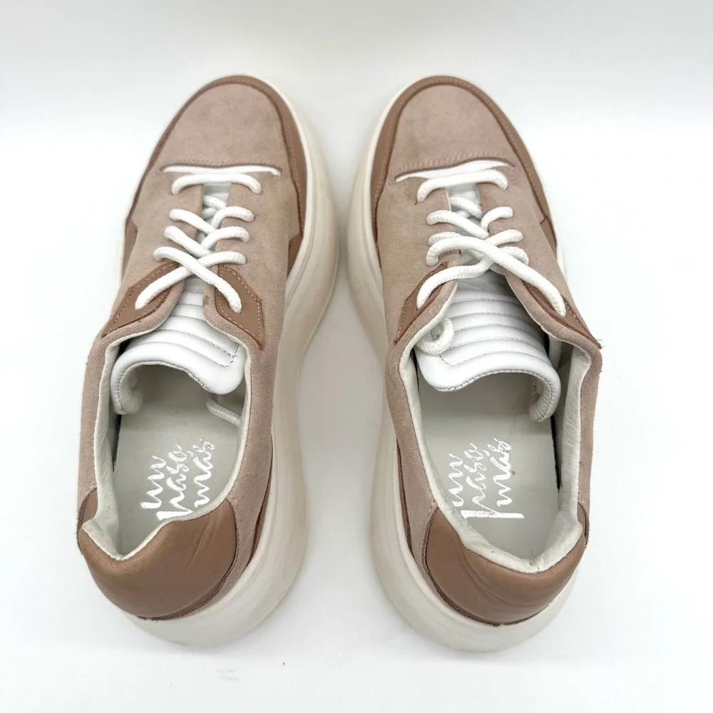 Un Paso Mas Women’s platform Sneakers Tan Lace Up
